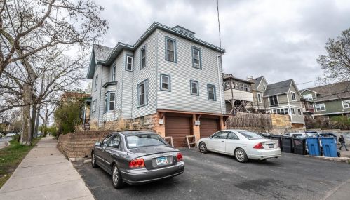 2123 Aldrich Ave, Minneapolis, MN 55411-2609