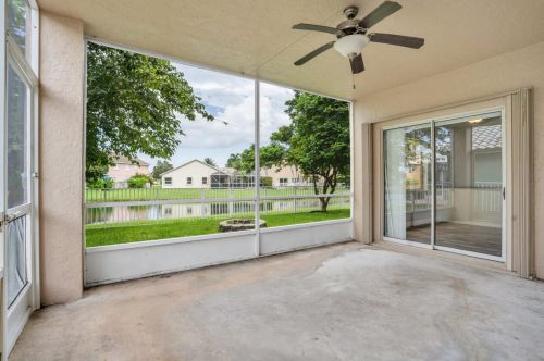 8632 Windy Cir, Boynton Beach FL  33472-5125 exterior