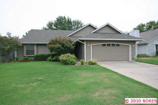 7616 Trenton Ave, Tulsa, OK 74136-7346