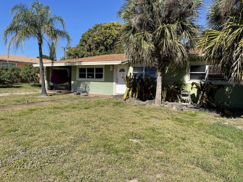 219 3rd Ave, Boynton Beach, FL 33435-4526