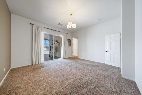 981 Park Ave, San Jacinto CA  92583-5407 exterior