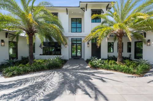 8714 Sawpine Rd, Delray Beach, FL