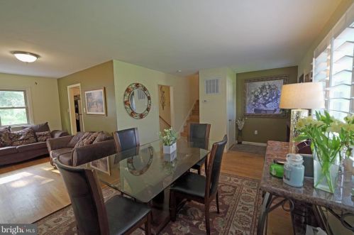 409 Belvedere Dr, Charles Town WV  25414-1267 exterior