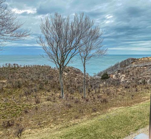 511 Fox Hill Dr, Baiting Hollow NY  11933-9509 exterior