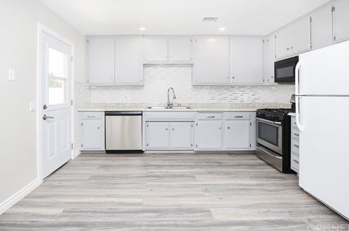 44837 Inola Ave, Lancaster CA  93534-2001 exterior