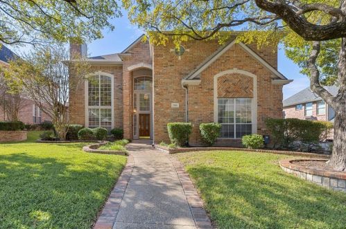 7133 Oakbrook Dr, Plano, TX 75025-3215