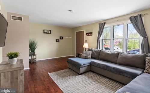 9 Conley Ln, Etters PA  17319-9763 exterior