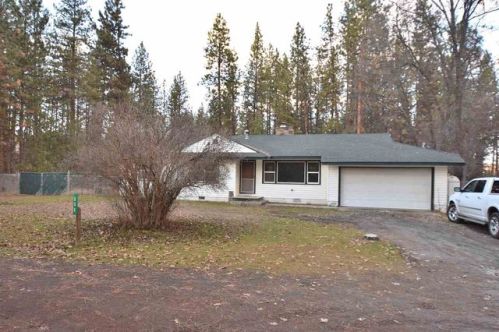 533 Dewitt Park Rd, Yreka, CA 96097-9773
