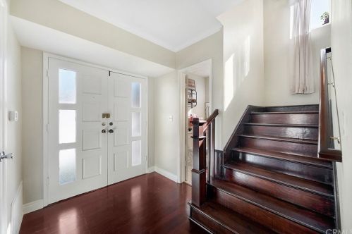 1503 Rindge Ln, Redondo Beach, CA 90278-4312