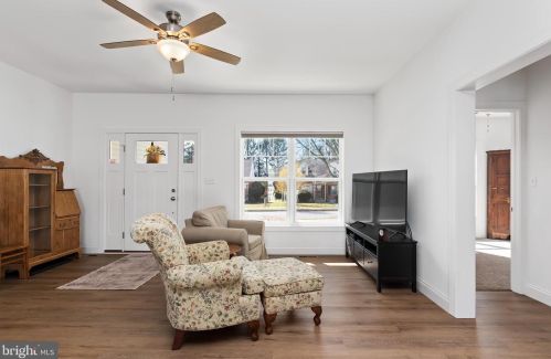 2912 Dickinson Ave, Camp Hill PA  17011-5227 exterior