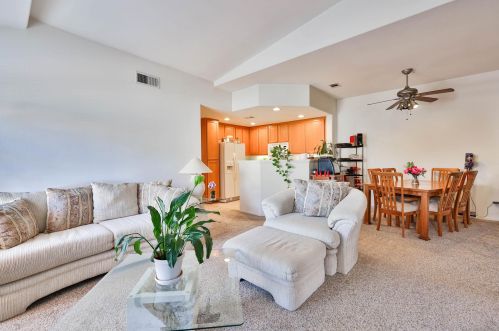 718 Caminito Valiente, Chula Vista, CA 91911-6970