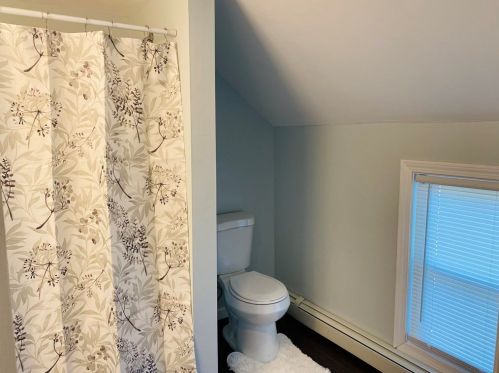 93 Hazard Ave, Warwick RI  02889-9403 exterior