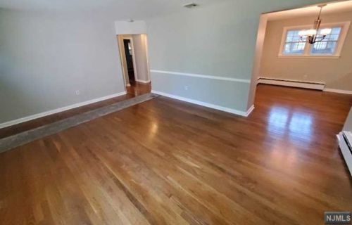 236 Canterbury Pl, Ridgewood NJ  07450-1704 exterior