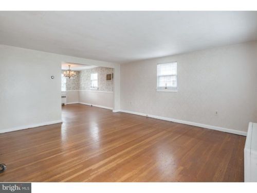 470 Center St, Collingswood, NJ 08108