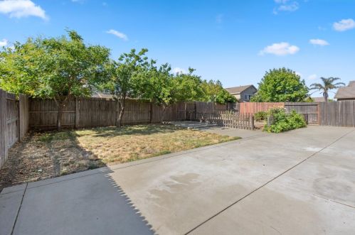 10040 Wild Orchid Way, Elk Grove CA  95757-4345 exterior
