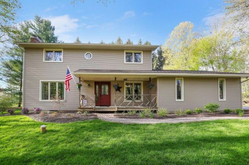 365 Citation Dr, Pataskala, OH 43062-8509