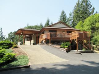 6944 Old Pacific Hwy, Kalama, WA 98625-9610