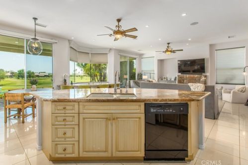 57780 Black Diamond, La Quinta CA  92253-8780 exterior