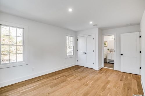 53 Winkle Point Dr, Northport NY  11768-1154 exterior