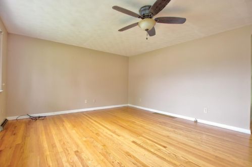 107 Baldwin St, Blanchester, OH 45107-1101