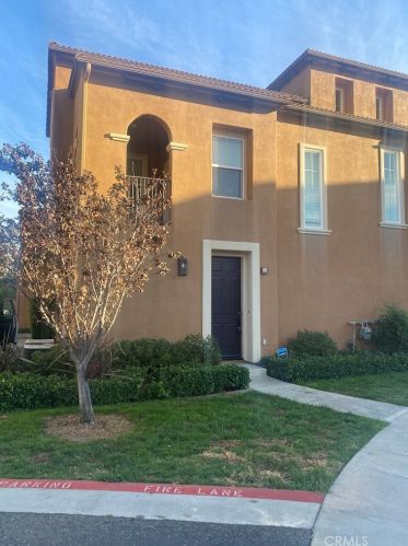 27002 Fairway Ln, Santa Clarita, CA 91381-0671