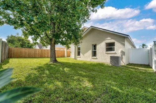 628 Wechsler Cir, Orlando FL  32824-5925 exterior