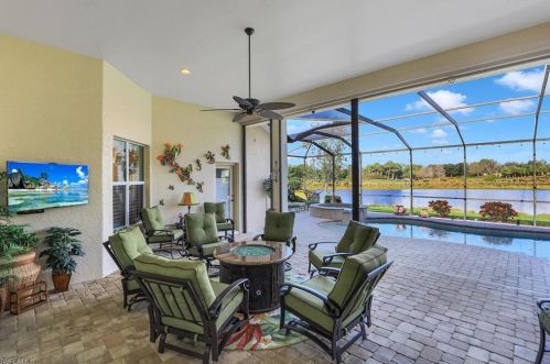 23940 Copperleaf Blvd, Bonita Springs FL 34135-8167 exterior