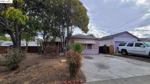 115 Randolph Rd, West Pittsburg, CA 94565-5852