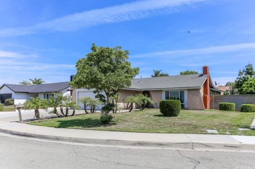 2939 Meadowbrook Pl, Ontario, CA 91761-7247