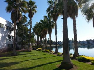 922 Beach Park Blvd, San Mateo CA  94404-3263 exterior