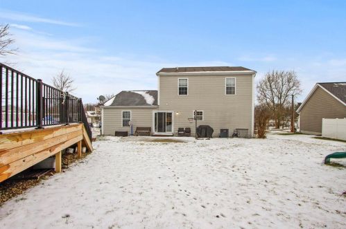 401 Highview Dr, Bellefontaine OH  43311-9145 exterior