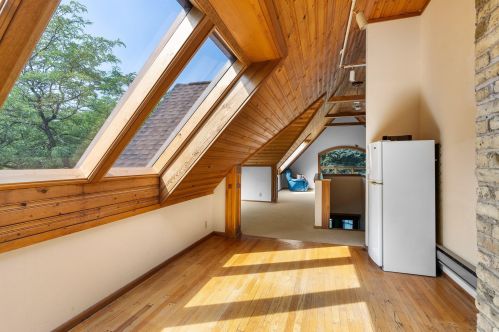 3000 Murray Ave, Milwaukee WI 53211-3205 exterior