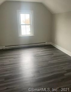 605 Connecticut Ave, Bridgeport, CT 06607-1023