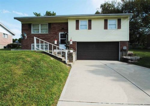 606 Stevenson Rd, Covington, KY 41018-2403