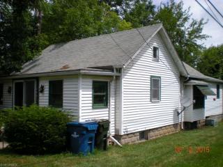 693 Washington St, Vermilion OH  44089-1173 exterior