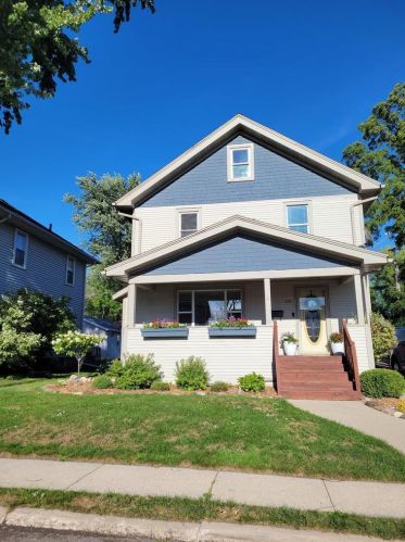 115 Water St, Beaver Dam, WI 53916-2633