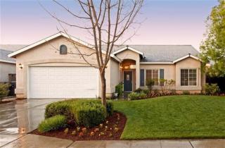 1758 Escalon Ave, Clovis, CA 93611-7430