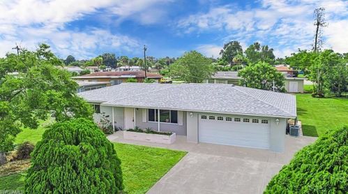720 Shadyside St, Lehigh Acres, FL 33936-7036
