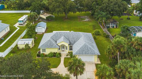 5415 Cangro St, Cocoa, FL 32926-2240