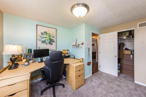 1239 Choctaw Dr, London OH  43140-8726 exterior