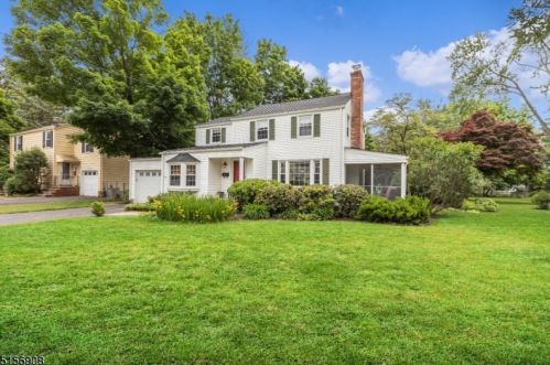 4 Central Ave, Greystone Park, NJ 07950-1832