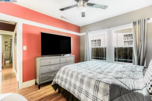 2708 Humboldt Ave, Oakland CA  94602-3635 exterior