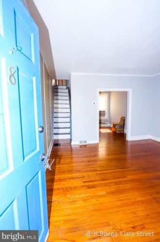 8 Buena Vista St, Wilmington, DE 19802-4903