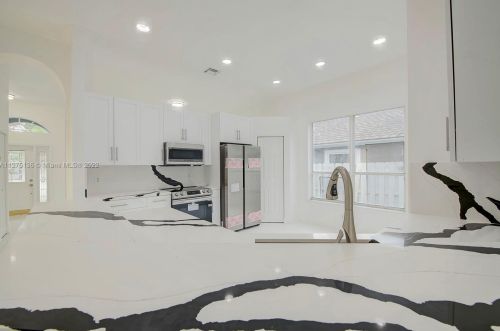 1260 144th Ave, Hollywood FL  33028-2921 exterior