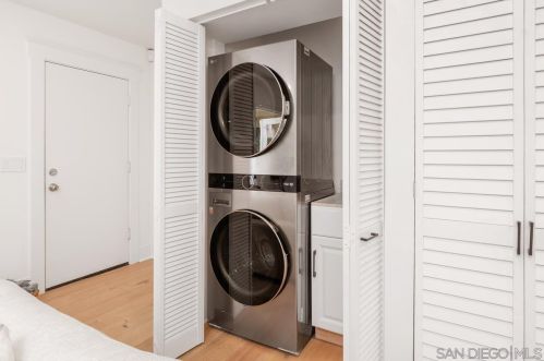 4421 Del Monte Ave, San Diego CA  92107-3607 exterior