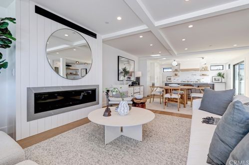 413 Bayview Dr, Manhattan Beach CA  90266-5717 exterior