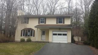 3027 Kenneth Dr, Bartonsville, PA 18321-7715