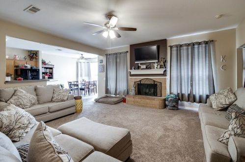 104 Rolling Mdw, St Paul TX 75098-5159 exterior