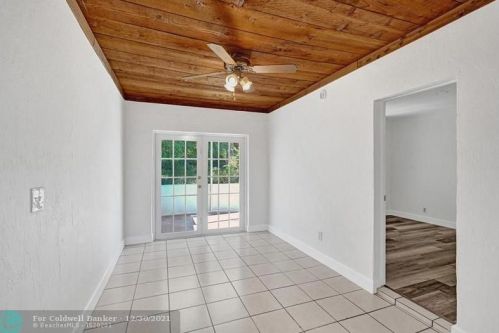 1605 58 Ave, Hollywood FL 33021-3831 exterior