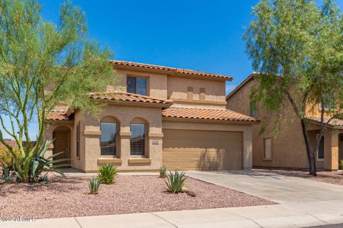 7227 Sunrise Way, Buckeye, AZ 85326-1174